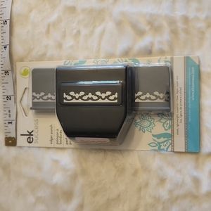 EK Success Edge Punch Bat Lace